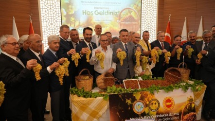 Sezonun ilk ürünü! Kilosu 3 bin 500 liraya satıldı - Ekonomi
