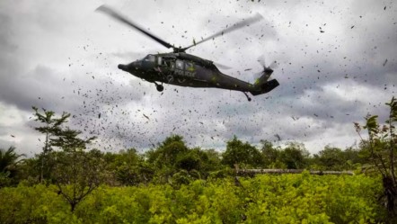 Kolombiya'da polis helikopterine saldırı! Çok sayıda can kaybı ve yaralı var - Dünya