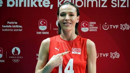Eda Erdem voleybolu bıraktı mı, neden yok, Milli takımdan ayrıldı mı? Türkiye-İspanya voleybol maçında nefesler tutuldu! - Haberler