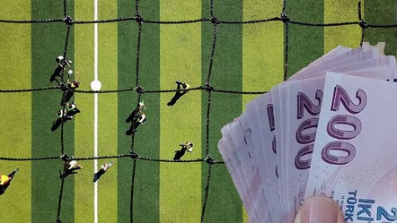 Amatör futbolculara kötü haber... Halı saha ücretlerine büyük zam! 1 Eylül'den itibaren geçerli olacak - Ekonomi