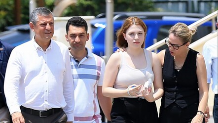 Ferdi Zeyrek'in kızı Nehir Zeyrek hangi üniversiteyi kazandı? Mimarlık istiyordu - Haberler