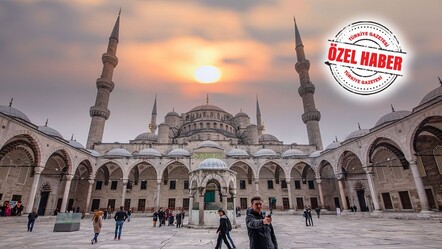 Tarihî mabetlerde güvenlik zaafı var! Selatin Camilerindeki acı tabloyu uzmanlar anlattı - Kültür - Sanat