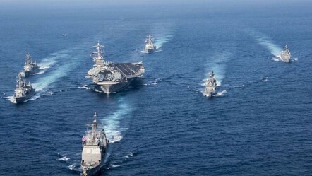 7 savaş gemisi ve 1 denizaltı Karayipler'e yerleşti! ABD ile Venezuela arasında gerilim tırmanıyor - Dünya