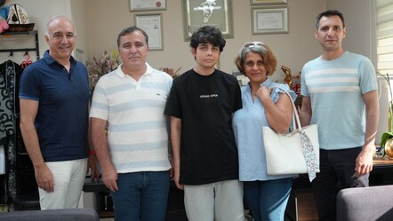 15 yaşındaki Ahmet Eren'e umut ışığı: İngiliz turistin ailesi bağışladı - Yaşam
