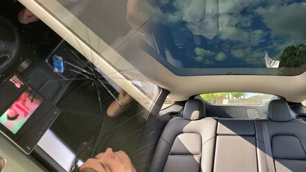 Tesla Model Y tavan camı çatladı: Dayanıklılık iddiaları sarsıldı - T-Otomobil