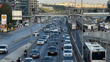 Okul öncesi ve 1. sınıf öğrencileri için uyum haftası başladı! İstanbul'da trafik kilitlendi - Gündem