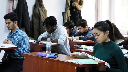 YÖK Başkanı Prof. Dr. Erol Özvar: Yabancı öğrencilerin ekonomiye katkısı yıllık 3 milyar dolar - Gündem