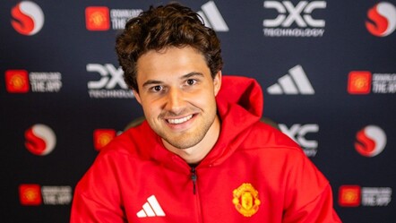 Galatasaray istedi, Manchester United aldı! Altay Bayındır'a dişli rakip - Spor