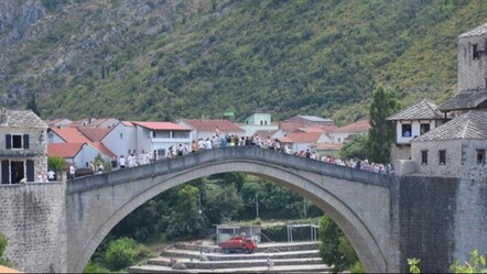 Müslümanlara hakaret etmişti! Bosna'da otel sahibi İsrailli turisti böyle kapı dışarı etti - Dünya