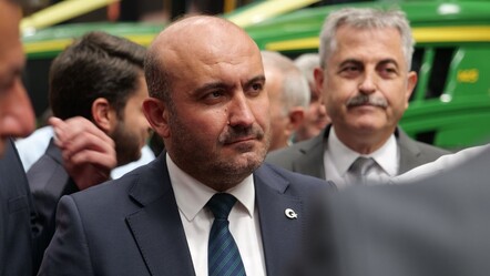 AK Partili başkanın danışmanına saldırı! Evinin önünde sıkıştırdılar - Gündem