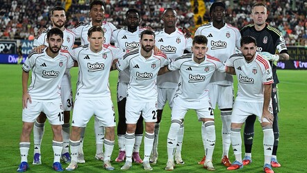 Beşiktaş’tan son yılların en kötü savunma performansı: 8 maçta 14 gol yedi - Spor