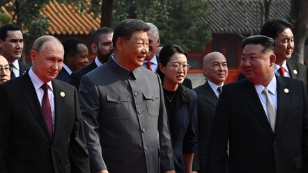 Mikrofon açık kaldı, konuşmaları ortaya çıktı! Putin, Xi Cinping ve Kim Jong Un'un 150 yıl sohbeti kameraya takıldı - Dünya