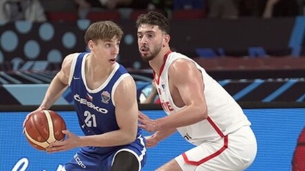 EuroBasket 2025 heyecanı! 12 Dev Adam çeyrek final için İsveç karşısında - Spor