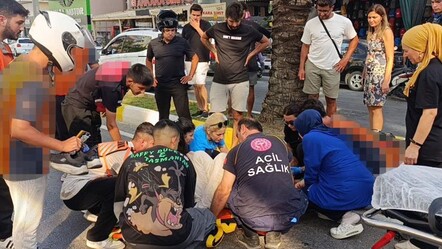 ‘Selamlaşma’ kazayla bitti! Kuryelerin çarpıştığı anlar saniye saniye kamerada… - 3. Sayfa