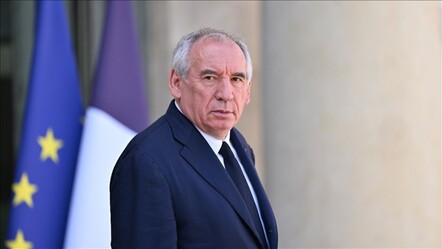 Fransa'da 1958'den bu yana bir ilk! François Bayrou hükümeti düştü - Dünya