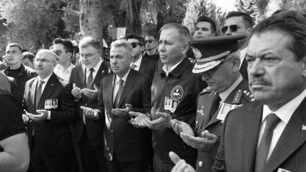 Bakan Yerlikaya açıkladı: Balçova saldırısında yaralanan polislerin durumu iyi - Gündem