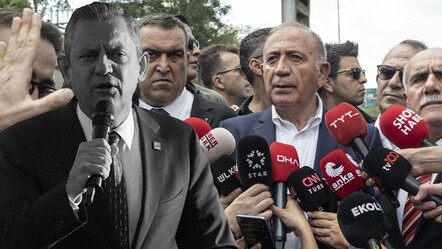 Gürsel Tekin İl Başkanı olarak Taksim'de! Özgür Özel sorusuna dikkat çeken cevap - Gündem