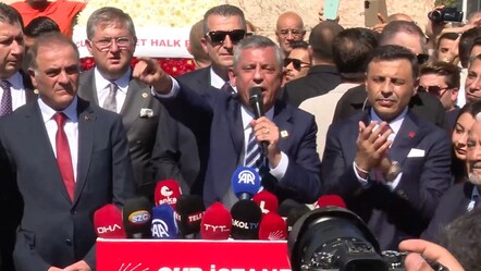 Özgür Özel, Taksim'de! Özgür Çelik de törene geldi - Gündem