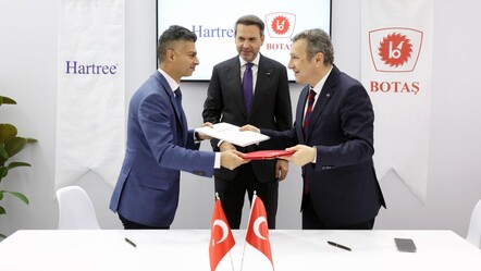 Bakan Bayraktar duyurdu! BOTAŞ'tan yeni anlaşma: 600 milyon metreküp LNG tedarik edilecek  - Ekonomi