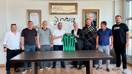 Sakaryaspor ile Sarıyer İçecek’ten anlamlı sponsorluk anlaşması - Şirket Haberleri