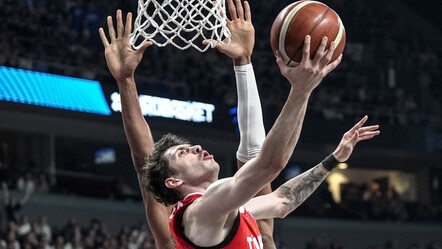 Türkiye'nin finalde rakibi kim oldu? 12 Dev Adam EuroBasket 2025'te tarih yazıyor - haberler