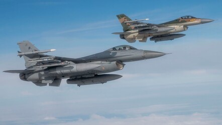 Rus İHA'ları Romanya Hava Kuvvetleri'ni alarma geçirdi! F-16'lar peş peşe havalandı, vatandaşlara sığınma uyarısı yapıldı - Dünya