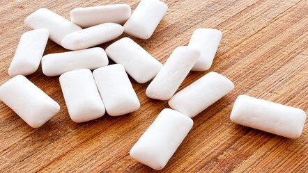 Uzmandan kritik uyarı: Sakızlarda gizlenen mikroplastikler kansere davetiye çıkarıyor! - Sağlık