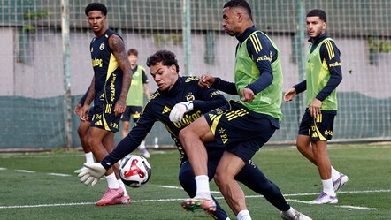 Fenerbahçe - Trabzon maçı saati değişti mi? Fener - Trabzon maçı saat kaçta! - Haberler
