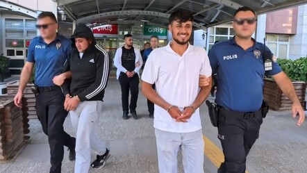 Tutuklanan şahıstan kameralara ilginç sözler! Öpücük atarak