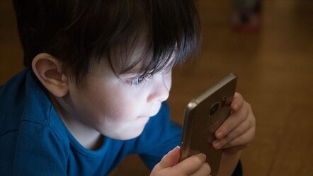 Uzmanlar uyardı! Ekran bağımlılığı, vücudu savunmasız bırakıyor - Sağlık