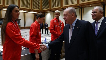 Cumhurbaşkanı Erdoğan, Filenin Sultanları'nı kabul etti - spor