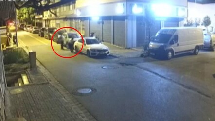 Avcılar'da akılalmaz görüntü! Araçların lastiklerini patlattılar - gundem
