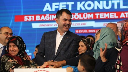 Depremden bir ay sonra Sındırgı’da ilk temel atıldı - Ekonomi