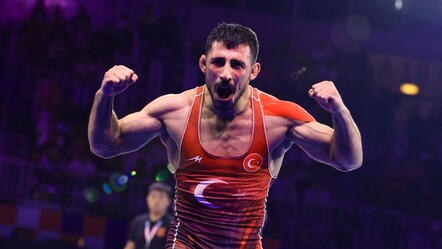 Milli güreşçi Ahmet Yılmaz, dünya üçüncüsü oldu - Spor