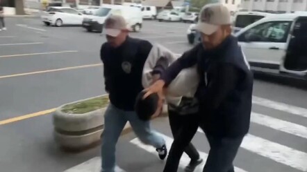 Kız öğrenci yurdu skandalında 4 gözaltı! Eşyalar yağmalanıp, taciz mesajları yazılmıştı - Gündem