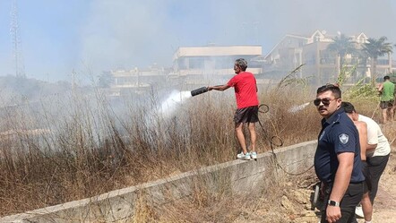 Manavgat'ta alevler villalara dayandı, ilk koşan otel müşterileri oldu - Gündem