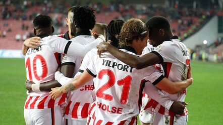 5 gollü düelloda kazanan Samsunspor - Spor