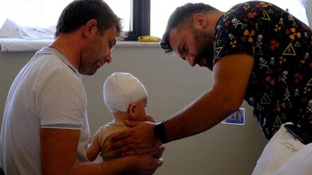 Fışkırır tarzda kusuyordu… Ailesi doktora götürünce gerçek ortaya çıktı - Sağlık