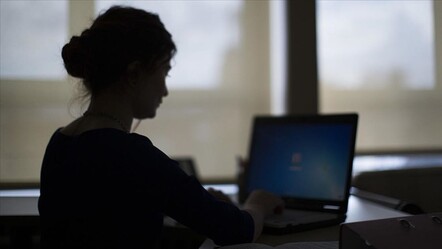 Güven endeksi eylül ayında hizmet sektöründe azaldı, perakende ticaret ve inşaat sektöründe arttı  - Ekonomi