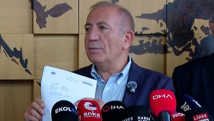 Gürsel Tekin'den Halk TV, Sözcü TV ve Now TV’ye "Foncu medyalar" diyerek sitem etti. - Politika