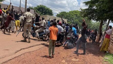 Mali’de Cumhurbaşkanlığı konvoyuna saldırı! Çok sayıda ölü ve yaralı var - Dünya