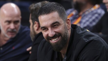 Arda Turan fırtınası sürüyor: 1.5 yıl sonra bir ilke imza attı - Spor
