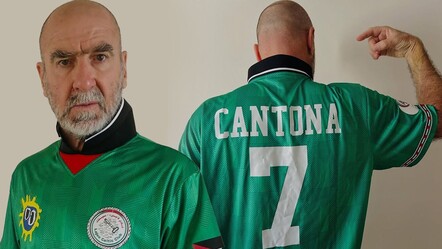 Eric Cantona'dan Filistin'e destek: Mülteci kampında kurulan takımın formasını giydi - Spor