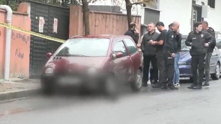 İstanbul'da kanlı pusu! Konuşmaya çağırdığı eşini başından vurdu - 3. Sayfa