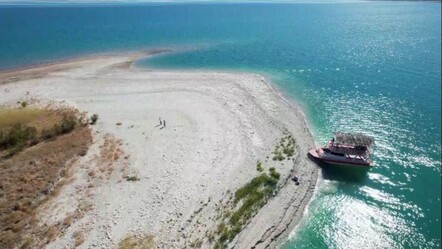 Kuraklık Atatürk Barajı'nı da vurdu! Su çekilmesi 150 metreye ulaştı - Yaşam