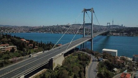 Rusya'ya giden gemi Boğaz'da demirlendi! Gemi trafiği çift yönlü askıya alındı - Gündem