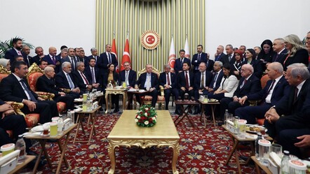 Meclis'te yeni yasama yılı resepsiyonu: Cumhurbaşkanı Erdoğan, parti liderleriyle buluştu - Gündem