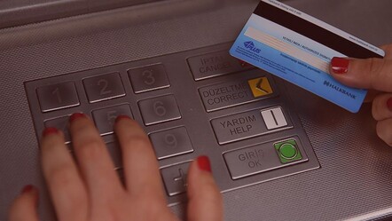 AK Parti düğmeye bastı! Bilişim suçlarında kritik adım: Savcı emriyle banka hesaplarına el konulabilecek - Gündem