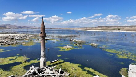 Kayseri'de duygulandıran manzara! Baraj gölü kuruyunca köy ortaya çıktı - Yaşam