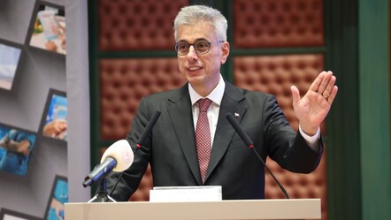 Bakan Kemal Memişoğlu duyurdu! Sağlık çalışanlarına yılda 2 kez üniforma verilecek - Gündem